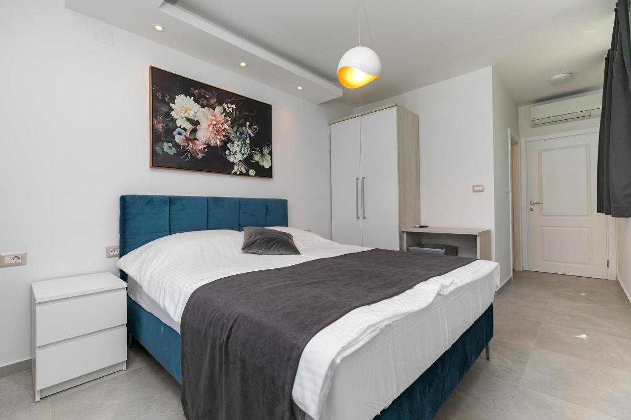 Nadija Apartmani ポレッチ エクステリア 写真